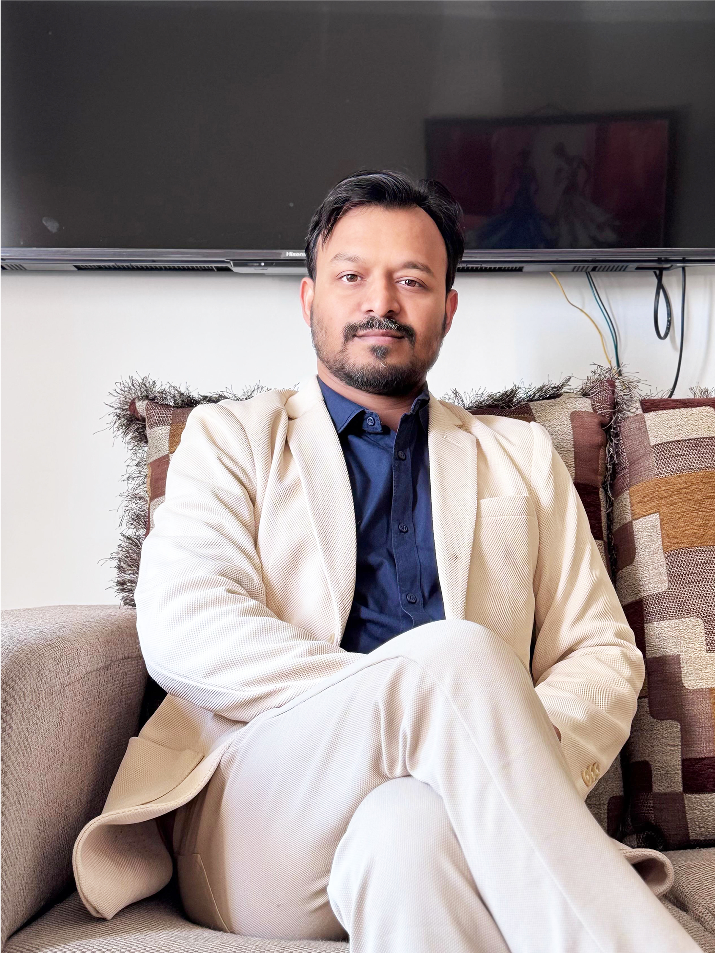 Ar. Suman Das